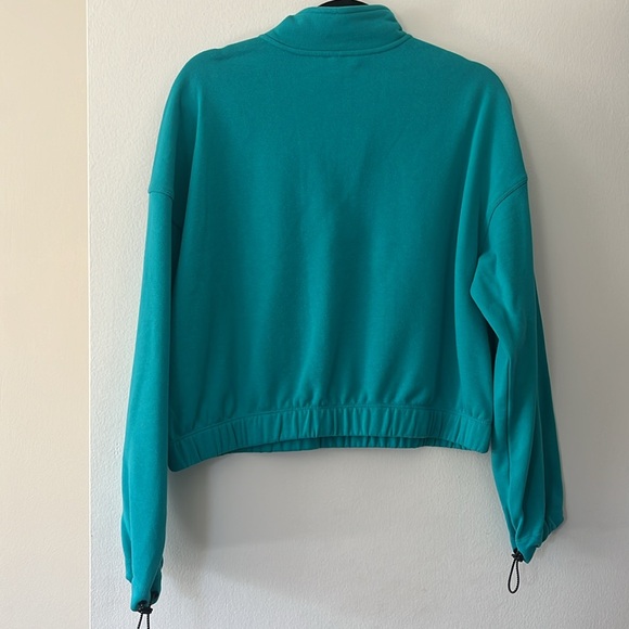 NWT/NBW Calvin Klein Performance Cropped 1/4 Zip - Picture 4 of 4